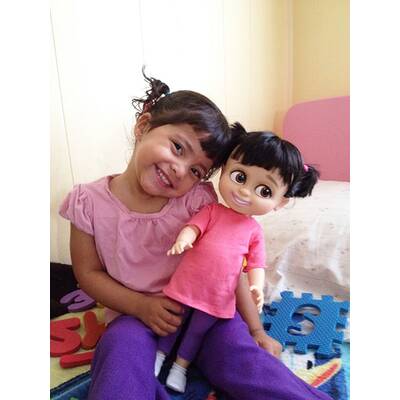 Diese Kinder sehen aus wie ihre Puppen! 