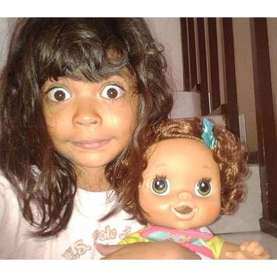 Diese Kinder sehen aus wie ihre Puppen! 