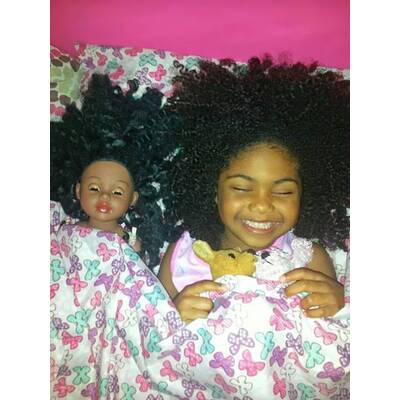 Diese Kinder sehen aus wie ihre Puppen! 