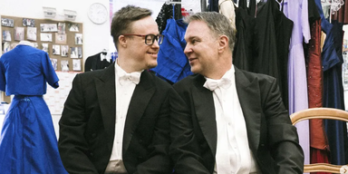 Kopie von Babler geht mit Freund zum Opernball.