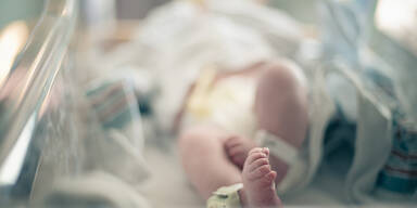 Baby im Krankenhaus