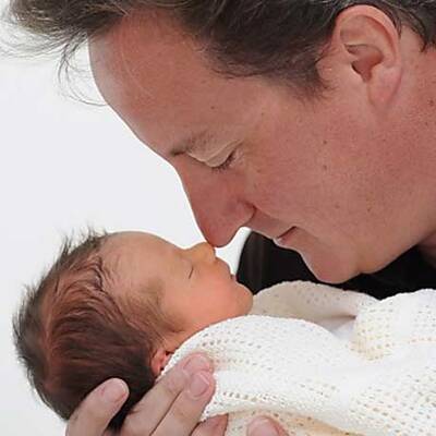 Briten-Premier Cameron erneut Vater
