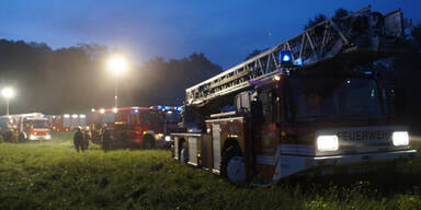 Ein Verletzter bei Brand in Wohnhaus