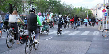 G&uuml;rtel Bike Ride