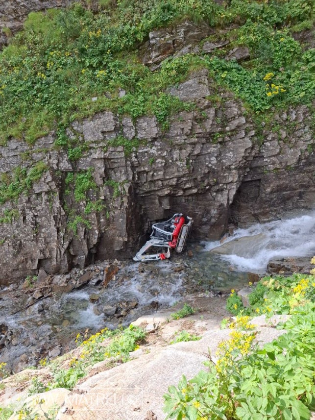 56-Jähriger stürzt bei Wegarbeiten mit Bagger ab – tot