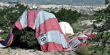 Touristen bei Ballon-Absturz getötet 
