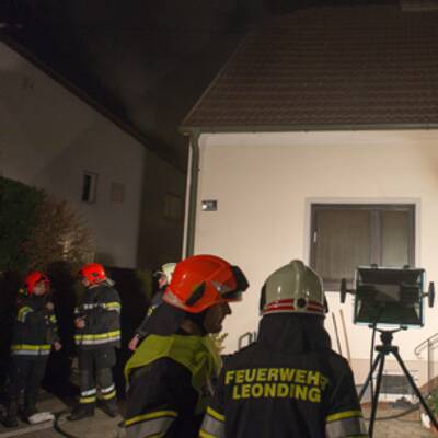 Hausbrand in OÖ: Sohn rettet Vater