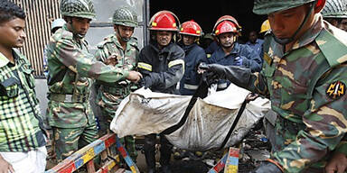 Über 120 Tote bei Fabrik-Brand in Bangladesch