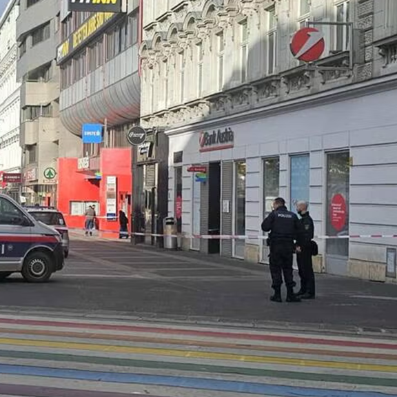 Großeinsatz nach Drohung in Bank in Favoriten