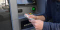 Super-Hacker räumten Bankomat leer