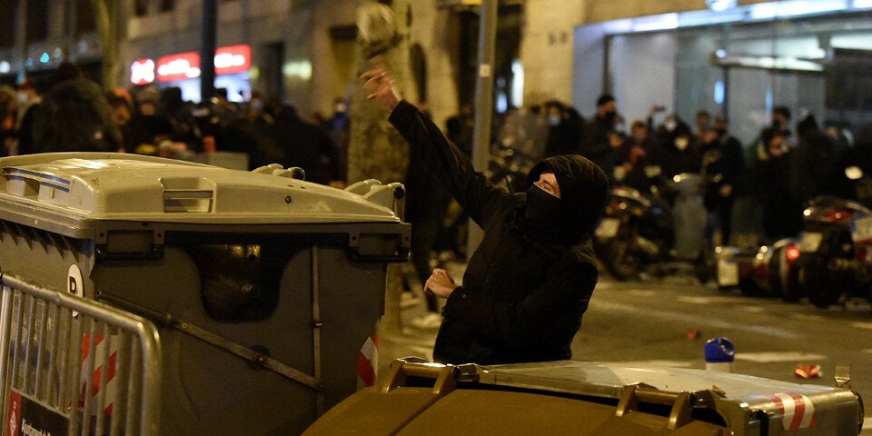 Schwere Krawalle nach Rapper-Festnahme in Spanien