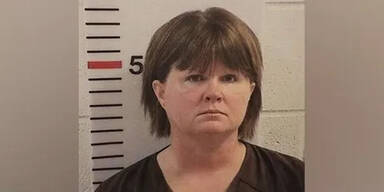 Lehrerin schlief mit 2 Sch&uuml;lern: 40 Jahre Haft