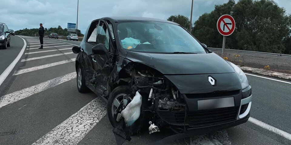 YouTuber schrottet sündteures Batmobil