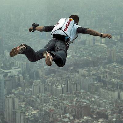 baumgartner_taipeh_06_afp