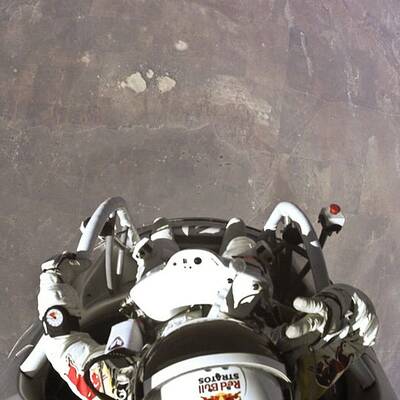 Neue Bilder vom Stratos-Sprung