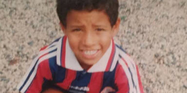 Dieser Bub spielt heute bei den Bayern