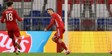 Bayern fixiert m&uuml;helos das Viertelfinale