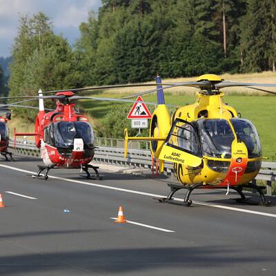Reisebus in Bayern geht in Flammen auf