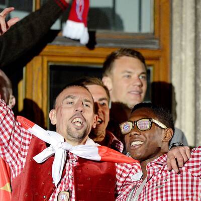 Alaba feiert mit Bayern Meistertitel