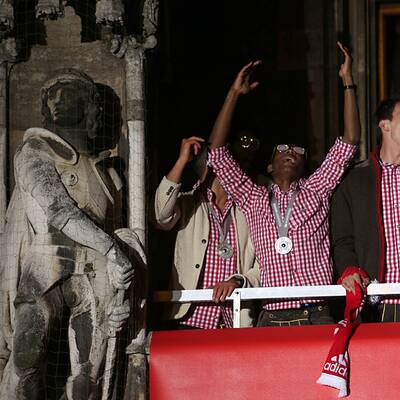 Alaba feiert mit Bayern Meistertitel