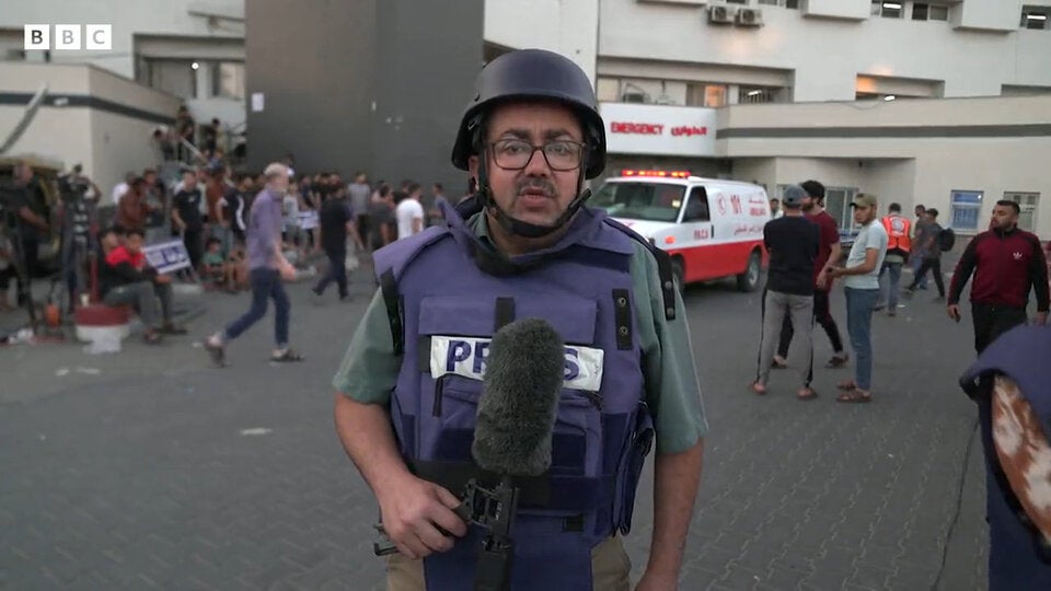 BBC-Reporter bricht im Spital in Gaza in Tränen aus