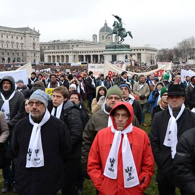 Großdemo der Beamten in Wien