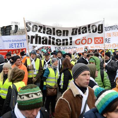 Großdemo der Beamten in Wien
