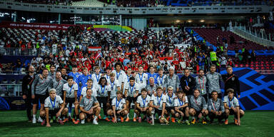 U17-Wunderteam landet in Wien: Gro&szlig;er Empfang am &Ouml;FB-Campus