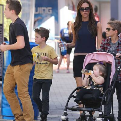 Victoria Beckham: Unterwegs mit den Kids