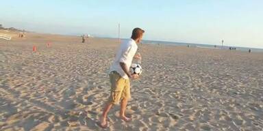 Beckham zeigt seine Genialität für Pepsi