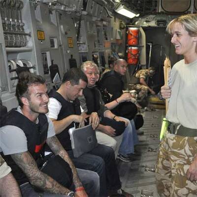Beckham besucht britische Truppen