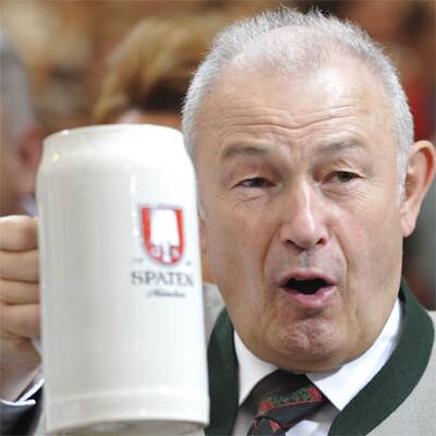 O´zapft ist in München