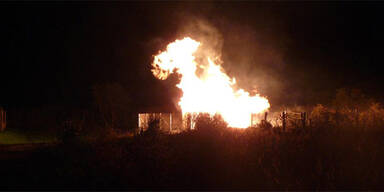 Gas-Station geht in Flammen auf 