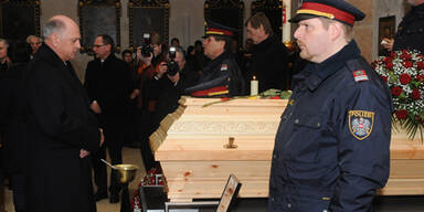 Get&ouml;teter Polizist beigesetzt