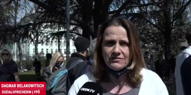 Dagmar Belakowitsch auf Demo in Wien