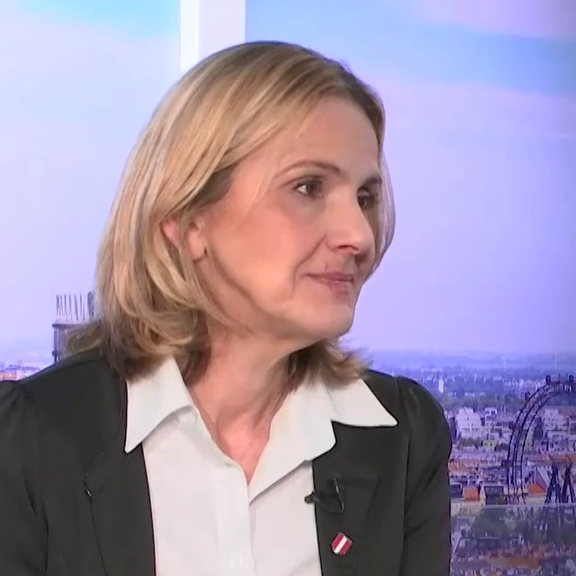 FPÖ-Sozialsprecherin Dagmar Belakowitsch im Interview | FELLNER! LIVE