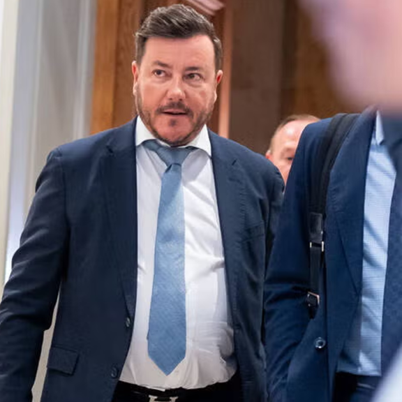 U-Ausschuss-Hammer: Beugestrafe gegen Benko unzulässig