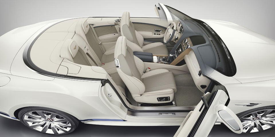 Continental GTC wird zum Abschied zur Yacht