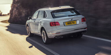 Bentley bringt den Bentayga mit Plug-in-Hybrid