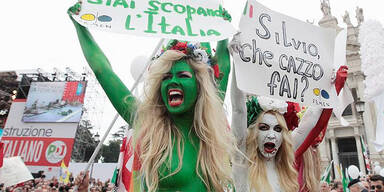 Nackter Protest gegen Berlusconi 