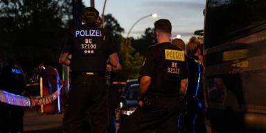 Schüsse und Messer-Attacke: Großeinsatz in Berlin