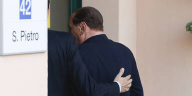 Berlusconi arbeitet jetzt im Altersheim