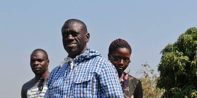 Kizza Besigye
