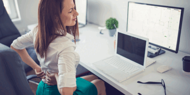 5 einfache B&uuml;ro-&Uuml;bungen, die Ihre Haltung verbessern