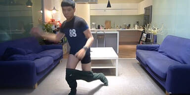 Skurril: Hose ohne Hände anziehen!