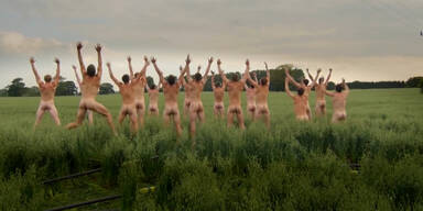 Sexy: Nackte Ruderer für den Warwick-Kalender!