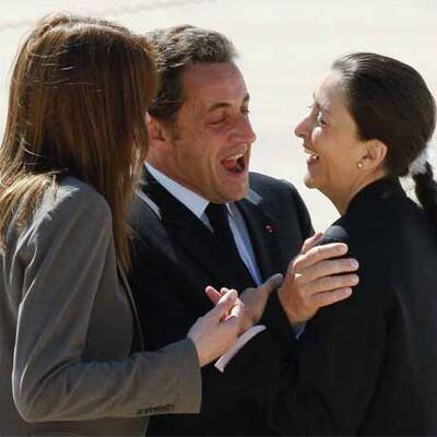 Betancourt feierlich in Paris empfangen