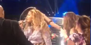 Schreck: Beyonce´s Haar gerät in Ventilator