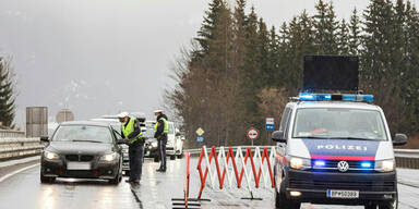 Inzidenz &uuml;ber 400: Diese Bezirke k&ouml;nnten jetzt abgeriegelt werden