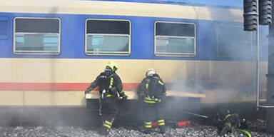 Lok geriet auf der Westbahn in Brand